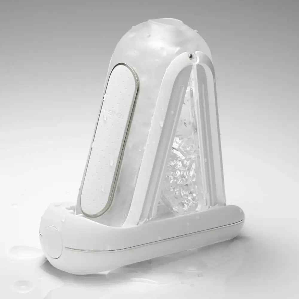 White / Tenga